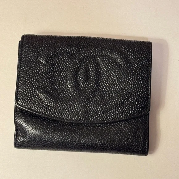 CHANEL Caviar Skin Black Leather Wallet - Picture 5 of 14